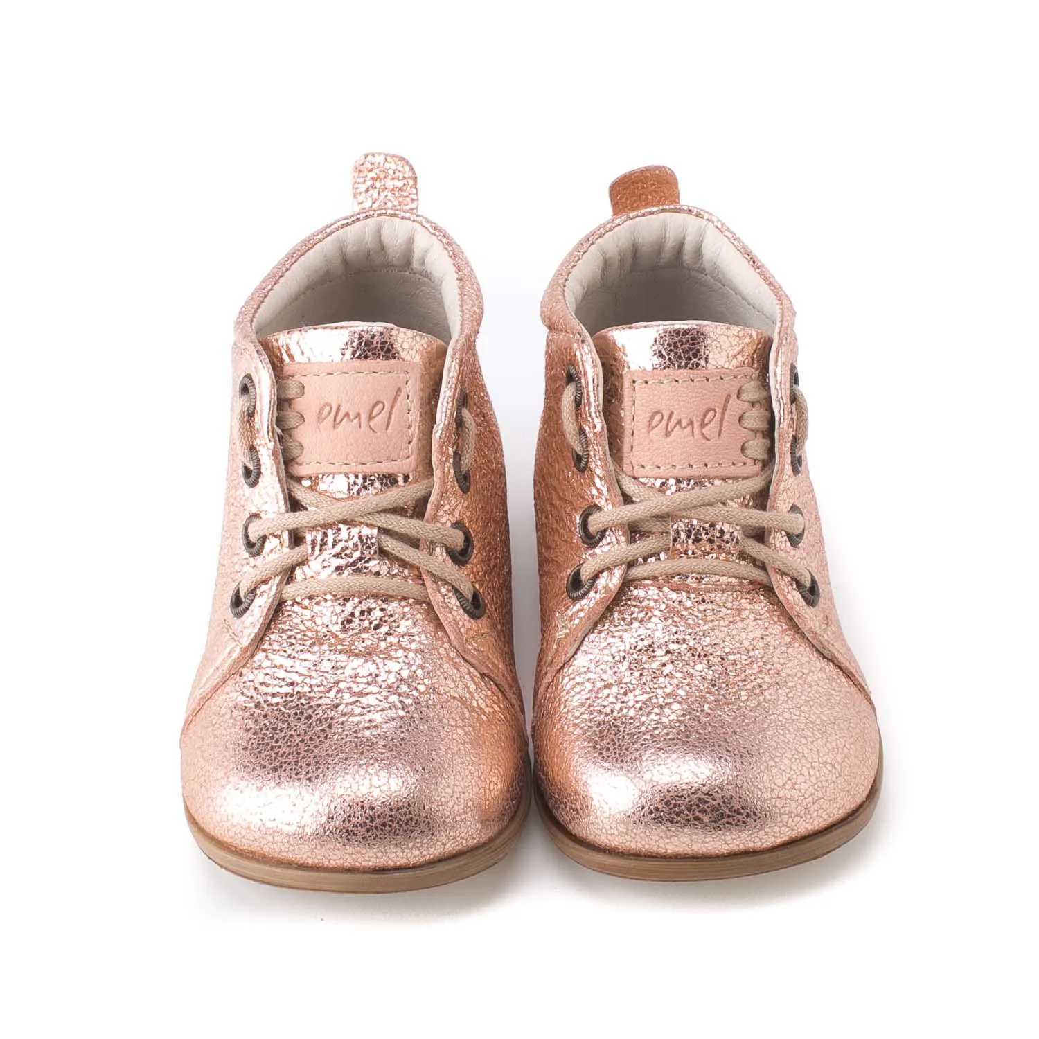 (1075C) Emel first shoes