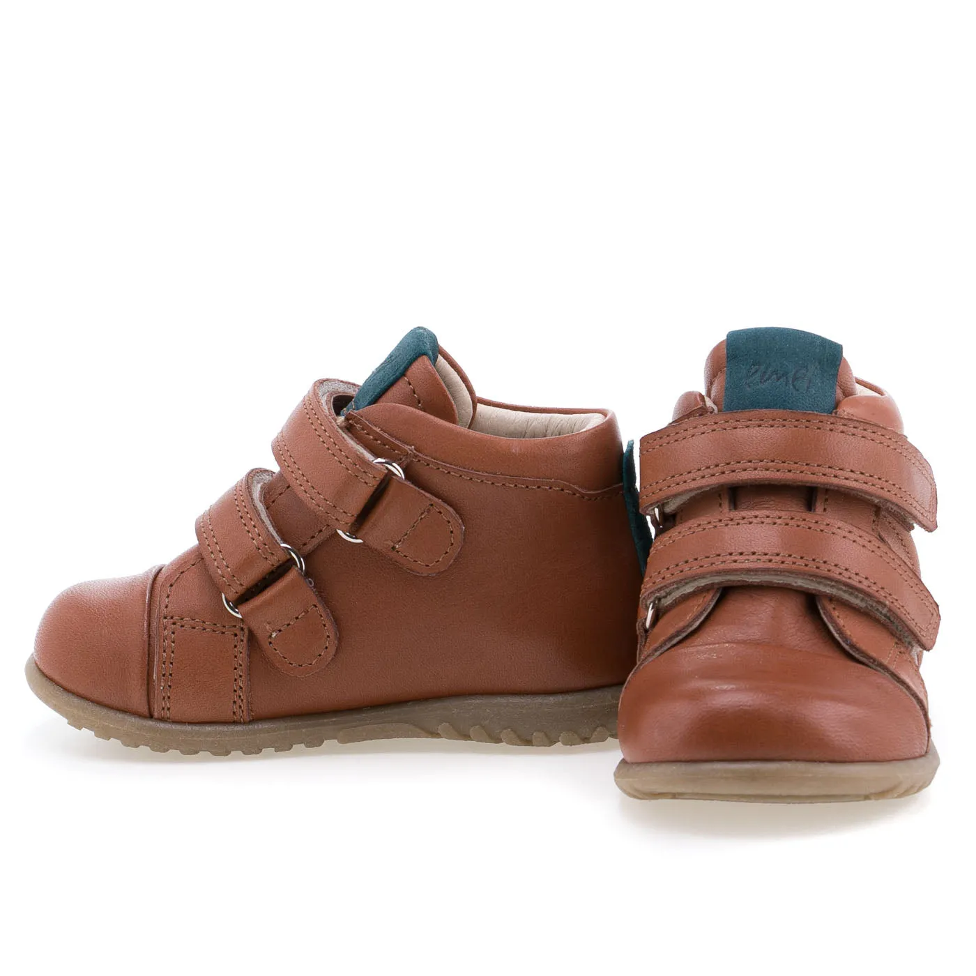 (1084-1) Emel first shoes