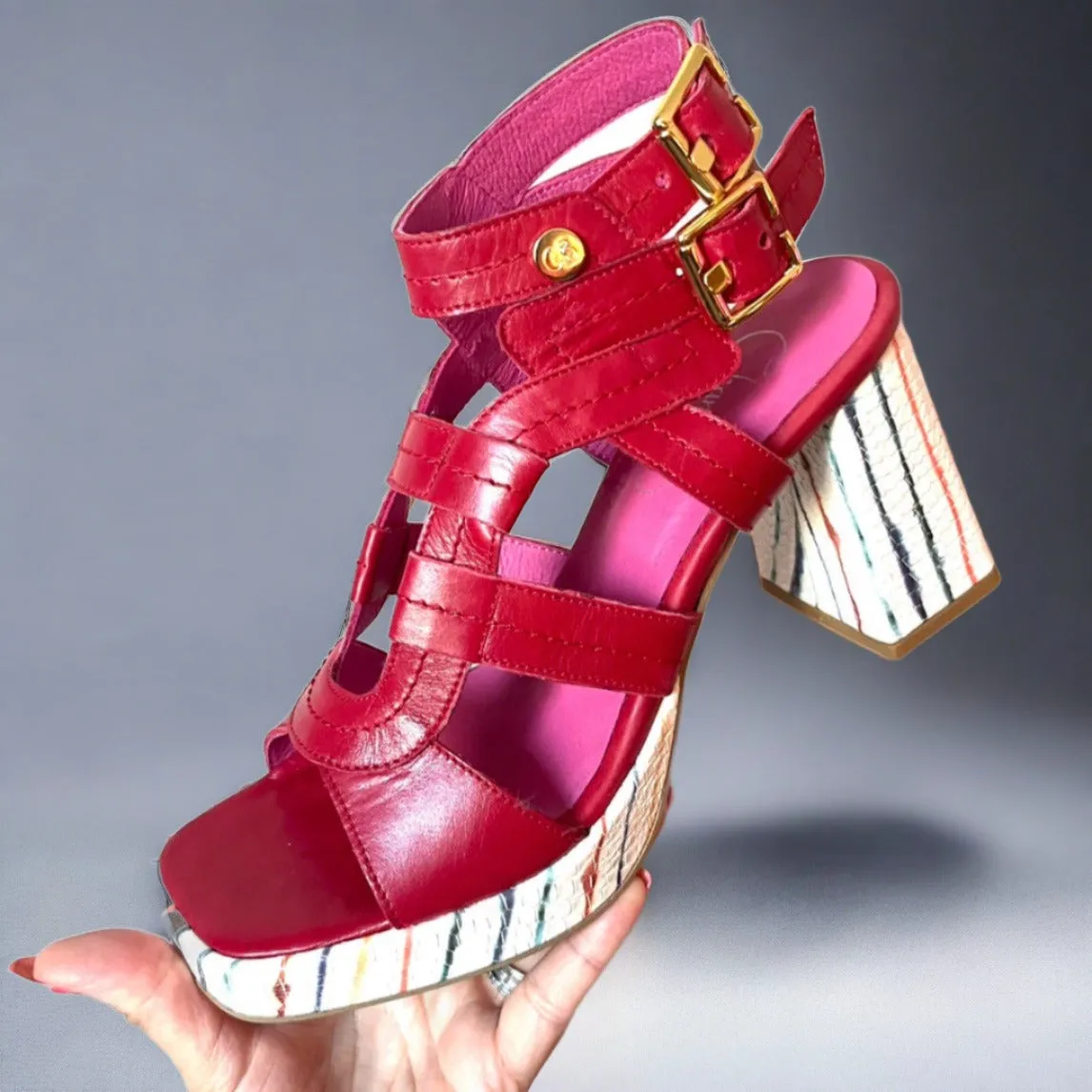 Etoile- Red platform heel