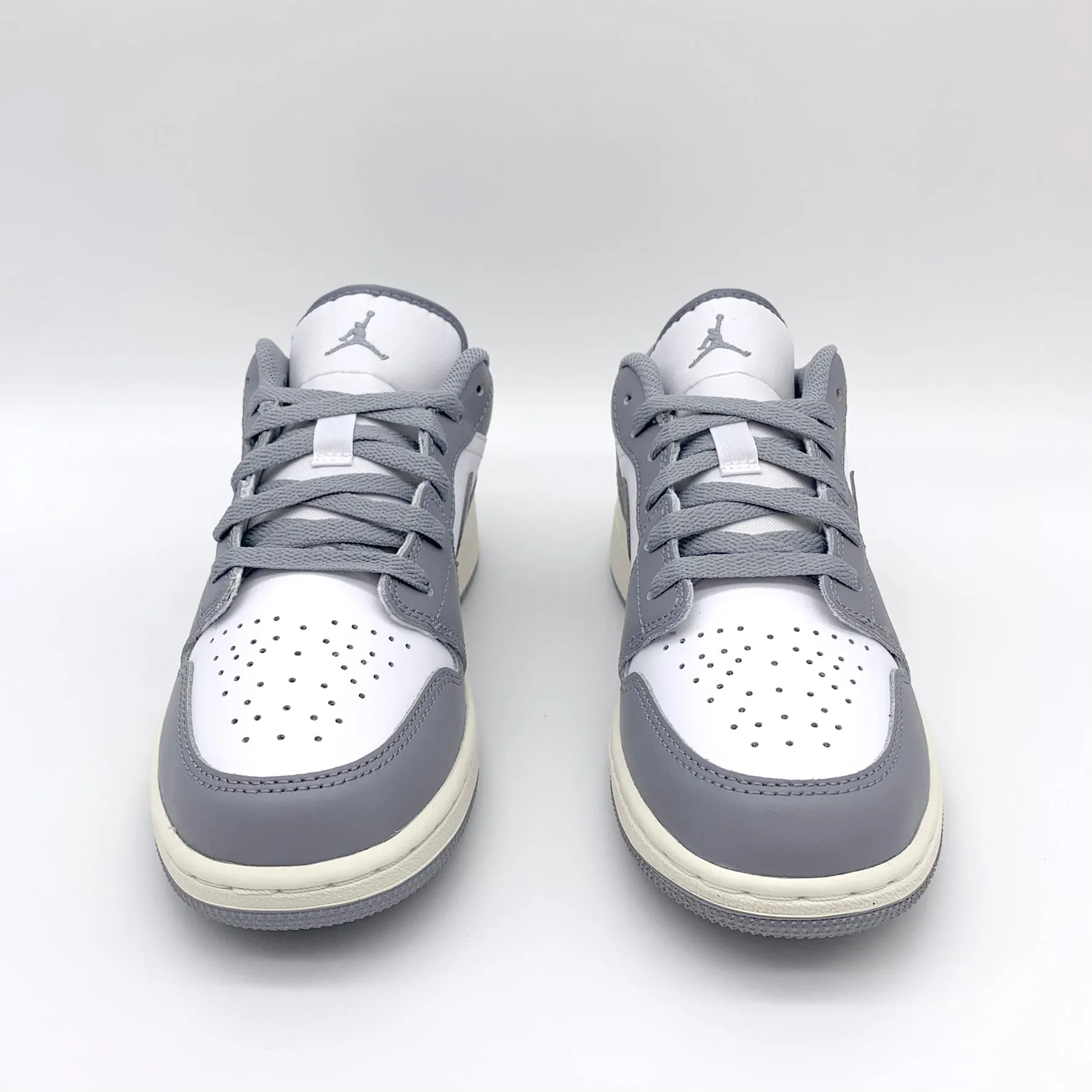 Jordan 1 Low Vintage Grey