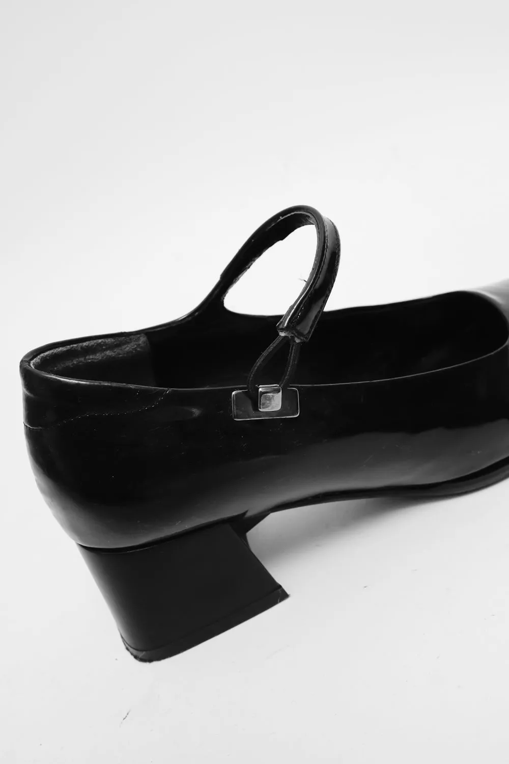 MARY JANE BLACK PATENT LEATHER SHOES 37