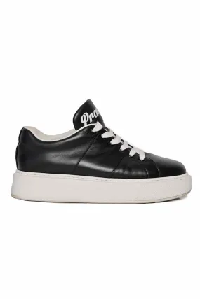 Prada Size 38 Sneaker