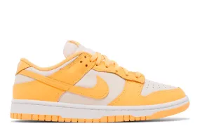 Wmns Dunk Low 'Peach Cream'